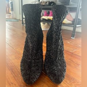 Giuseppe Zanotti Black Textured Stretch Velvet Booties 38.5